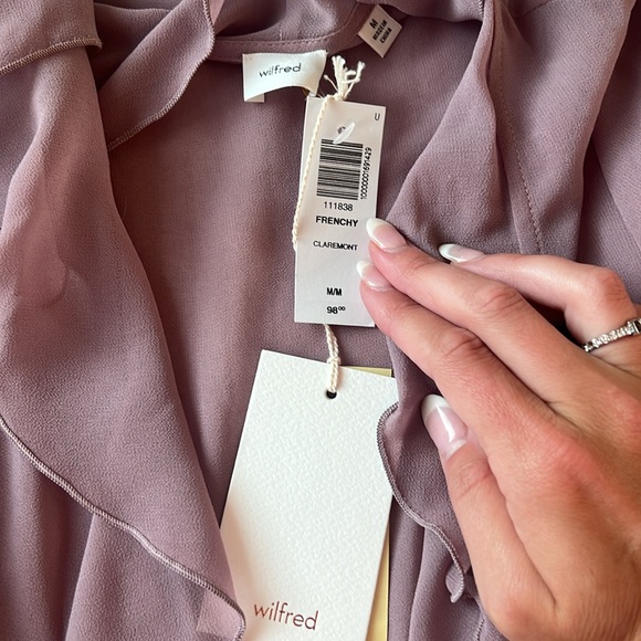 Aritzia Wilfred tie up blouse - Picture 3 of 5